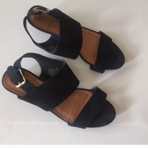H&M Black Buckle Wedge Sandals Sz EUR 40 US 8.5